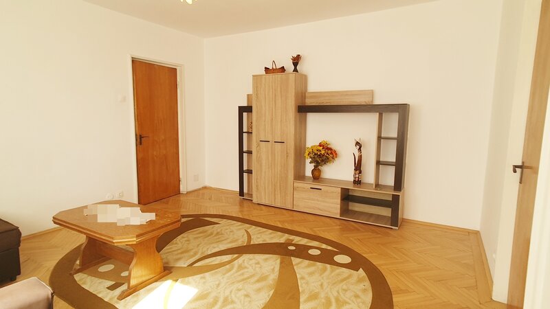 Titan  Zona Policlinica- Burdujeni- Apartament 2 Camere Parc & Metrou
