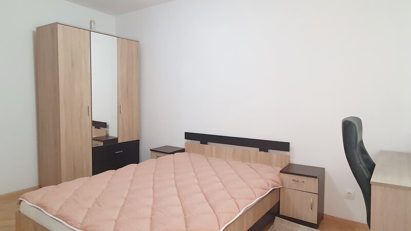 Titan  Zona Policlinica- Burdujeni- Apartament 2 Camere Parc & Metrou